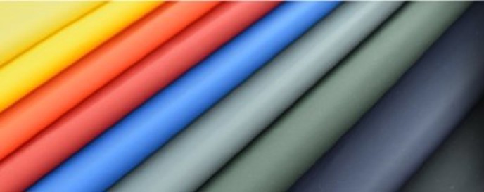 Tessuti impermeabili spalmati PU per abbigliamento