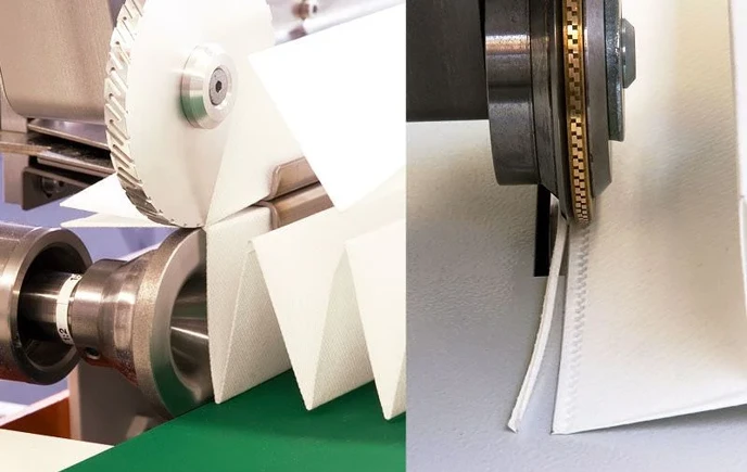 Impianto ad ultrasuoni per saldatura filtri pieghettati