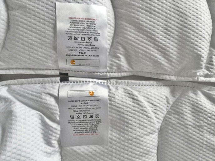 Impianto ad ultrasuoni di taglio e saldatura per produzione trapunte